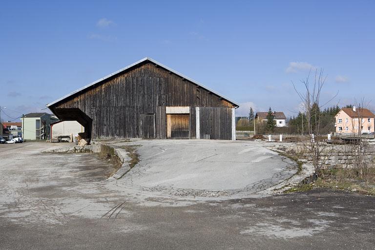 Entrepôt : vue d'ensemble, depuis le sud.