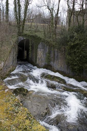 Pont sur le Lizon, depuis l'aval (sud).