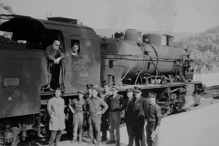 La dernière 140 [140 J 24] de Morez en gare de Morez, 1962 ?