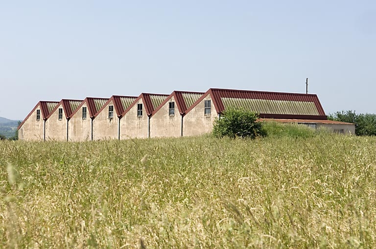 Atelier de fabrication (retorderie). Vue depuis l'est.