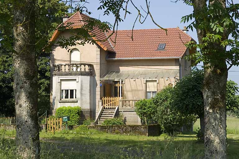 Logement patronal.