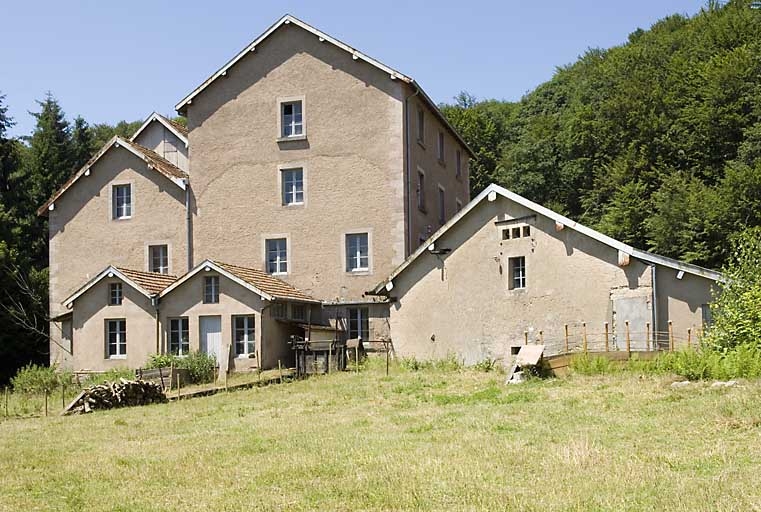 Les façades sud-est.