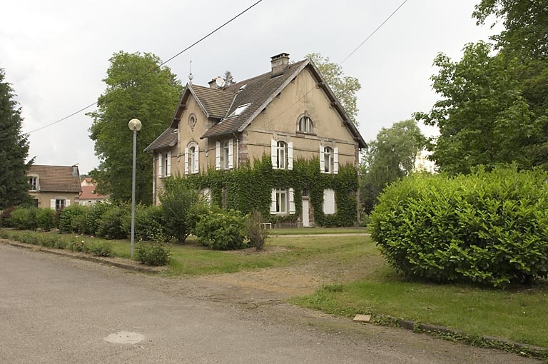 Logement (ancien chenil). Vue depuis le sud.