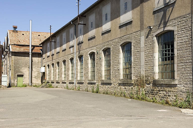 Elévation sur rue de l'atelier de préparation.