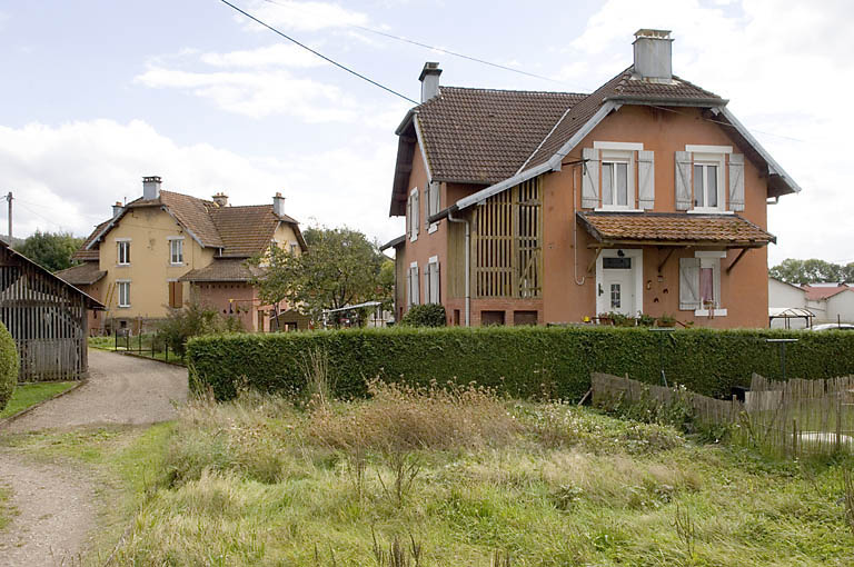 Maisons ouvrières à quatre logements.