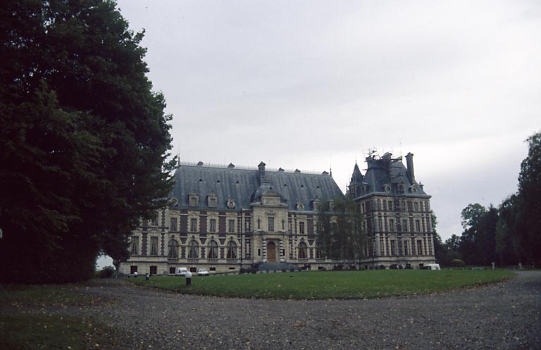 Façade du château.