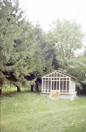 Serre dans le parc.