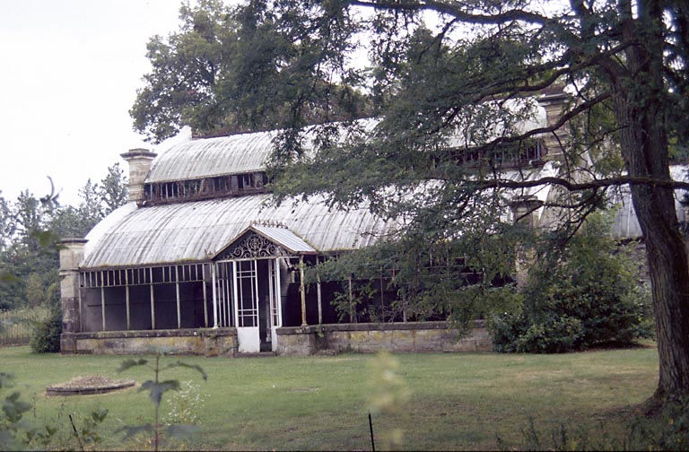 Façade nord de la serre.