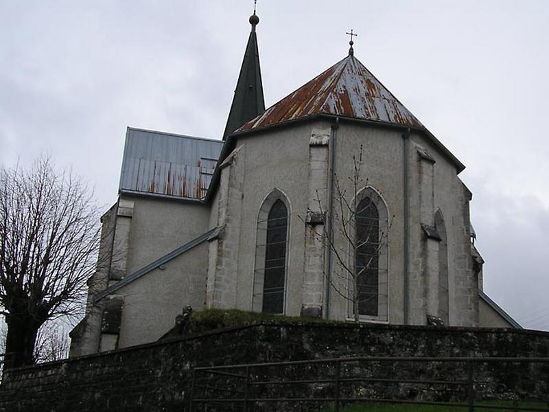 Vue de l'abside et du bras sud du transept.