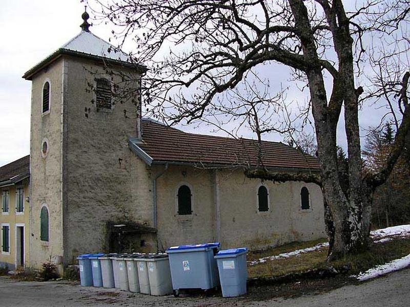 vue de trois quarts de la chapelle de l'ermitage.