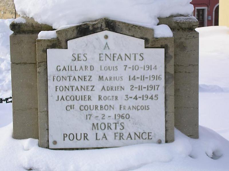 Vue de l'inscription commémorative.
