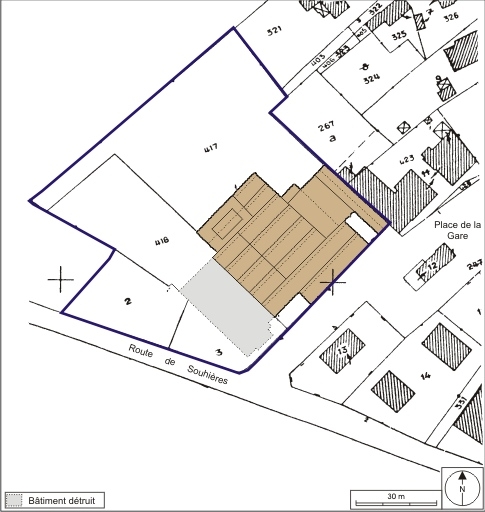 Plan-masse et de situation. Extrait du plan cadastral numérisé, 2005, section AB, 1:2000 agrandi à 1:1000. Source : Direction générale des Finances Publiques - Cadastre ; mise à jour : 2005.