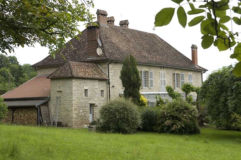 Logement patronal vu de trois quarts gauche.