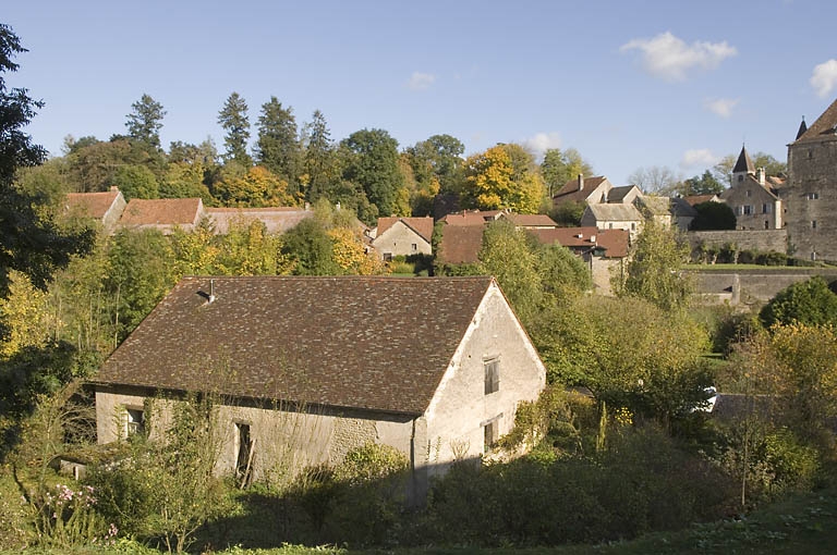 Vue plongeante depuis l'ouest.