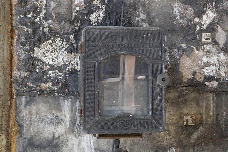 Chaufferie. Appareil enregistreur fermé (manomètre).