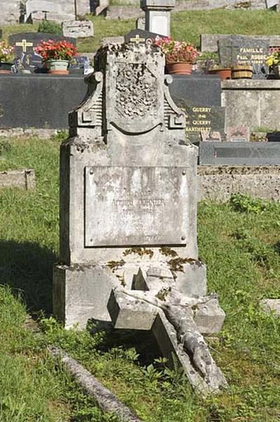 Tombeau d'Armand Dornier (21e tombeau)