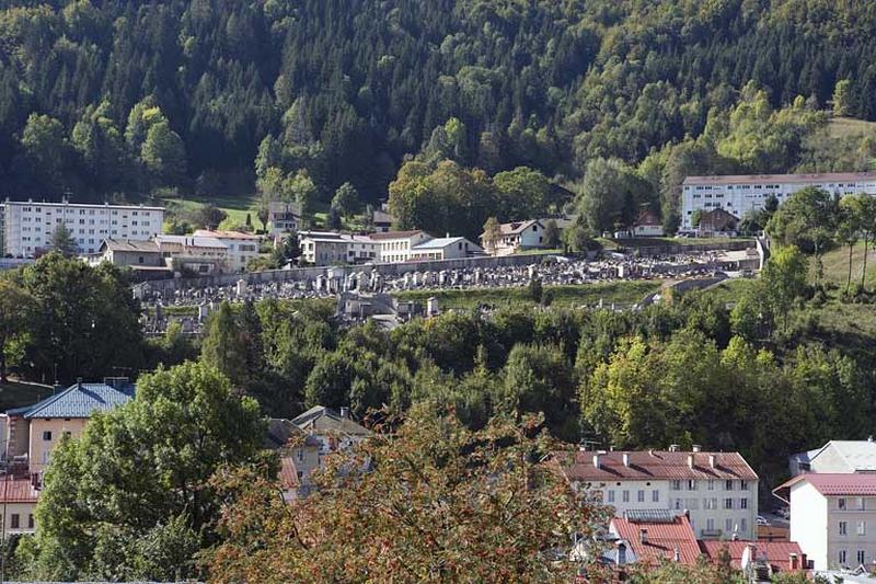 Vue d'ensemble depuis le sud-ouest.