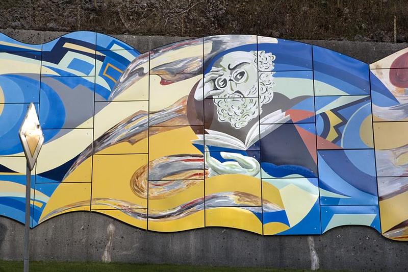 Emaillerie : oeuvre murale au long de la R.N. 5, détail : personnage lisant.