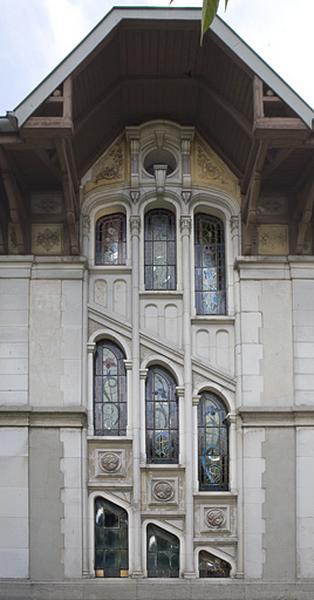 Vue d'ensemble, depuis l'extérieur.