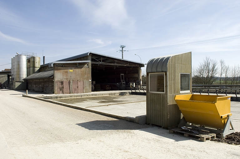 Atelier de fabrication depuis le nord-ouest.