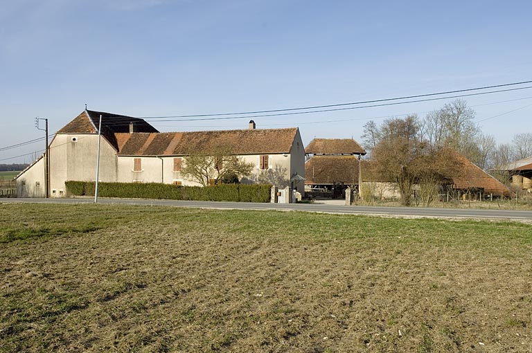 Vue d'ensemble depuis le sud-ouest.