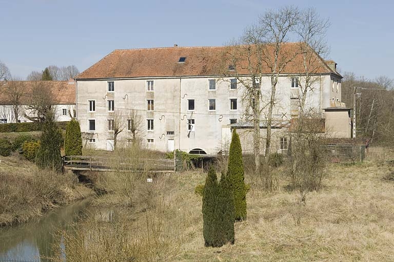 Vue d'ensemble depuis l'aval.