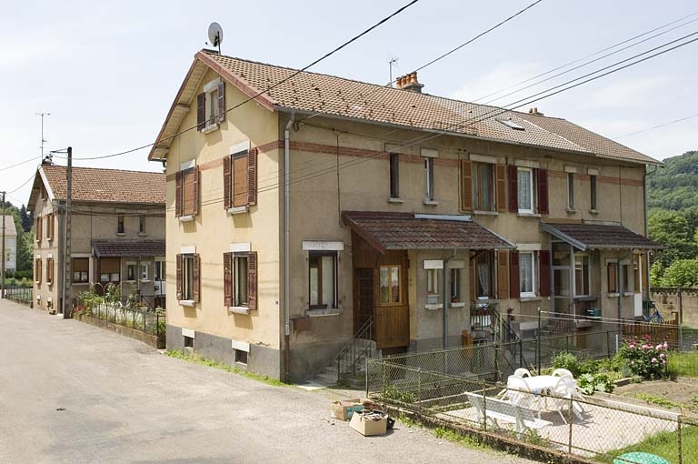 Logements de la cité ouvrière.