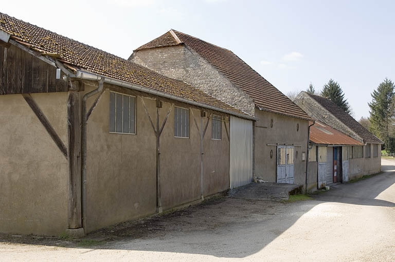 Façade nord de l'ancienne halle à charbon.
