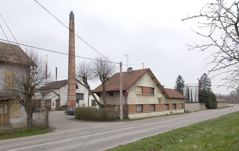 Vue d'ensemble depuis le sud-est.