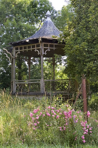 Kiosque du parc.