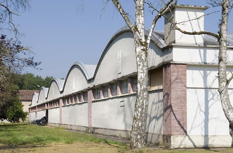 Atelier de filature. Pignons segmentaires de la façade sud.