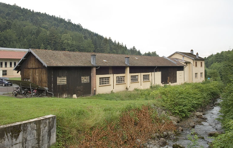 Façade ouest de l'ancien atelier de modelage et du logement.