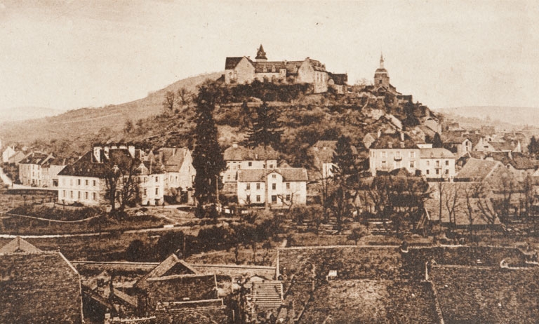 [Vue d'ensemble de la ville]. S.d. [1ère moitié du 20e siècle].