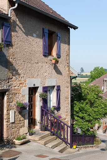 Maison au 14 rue des Gratteris (2010 AK 111).