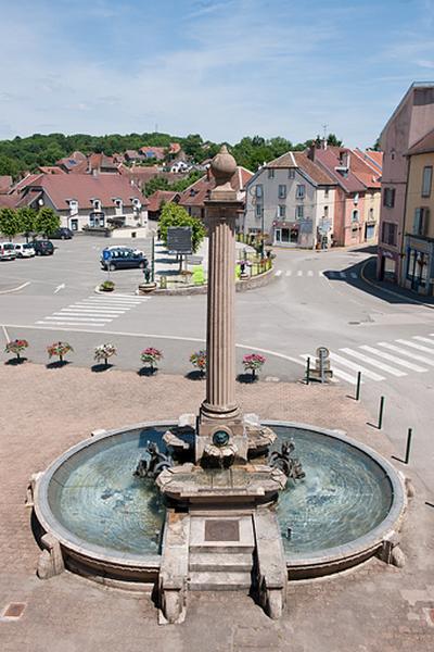 Vue générale depuis la mairie.