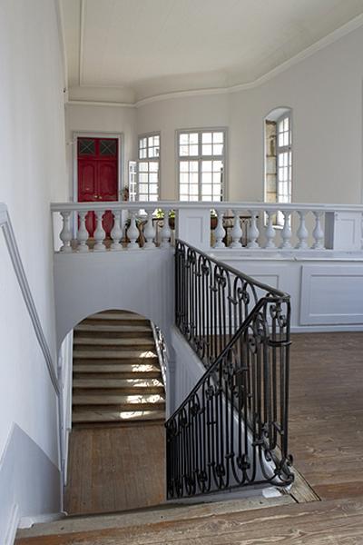 Détail de l'escalier secondaire depuis le palier.