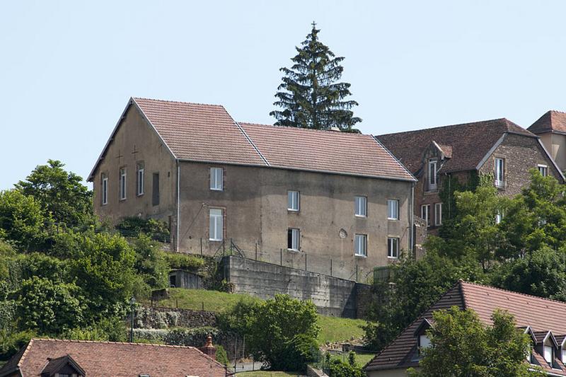 Bâtiment (B), vue générale côté village.