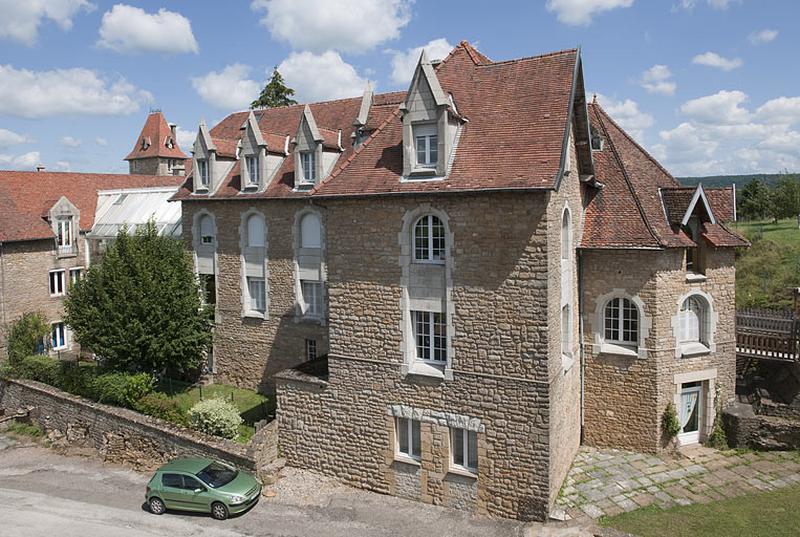 Bâtiment (G), vue d'ensemble côté rue.