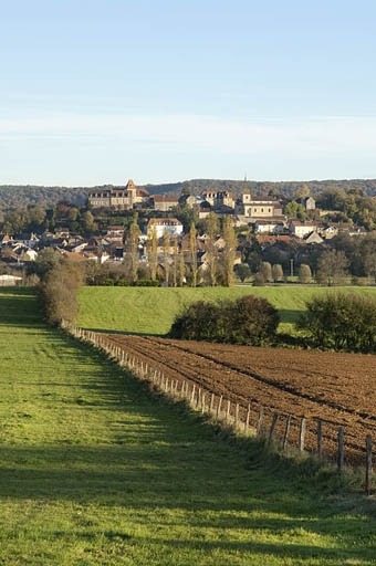 Vue générale de la ville, depuis le nord-ouest (cadrage vertical).
