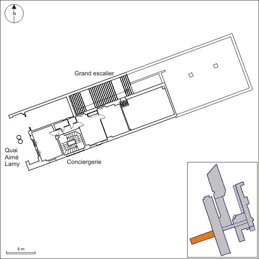 Bâtiment A : plan du 2e niveau : fond de plan extrait de la base des lycées (Conseil régional de Franche-Comté), échelle 1:250.