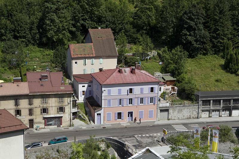 Vue d'ensemble plongeante, depuis l'ouest.