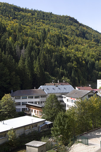 Vue d'ensemble depuis le sud-est.