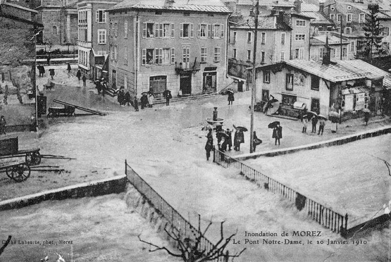 Inondation de Morez. Le Pont Notre-Dame, le 20 Janvier 1910.