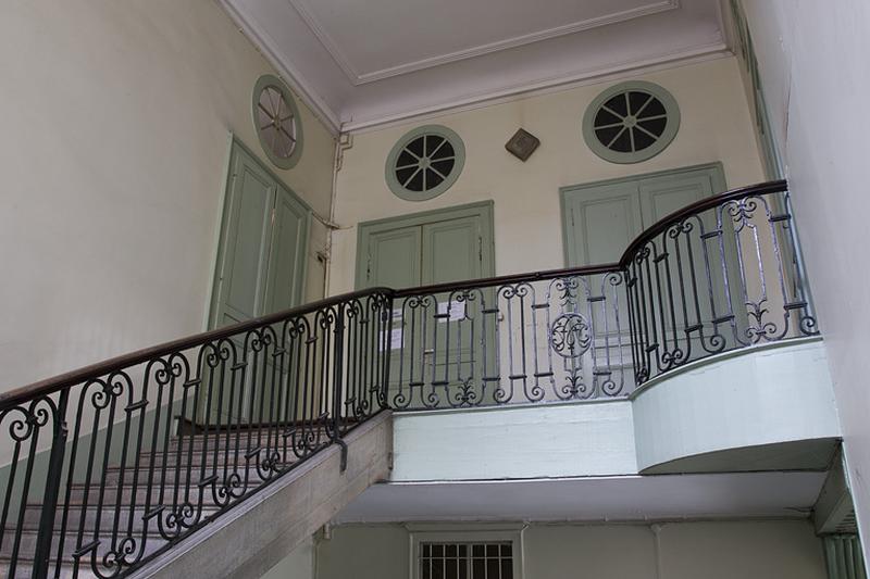 Intérieur, escalier d'honneur : détail de la partie supérieure.