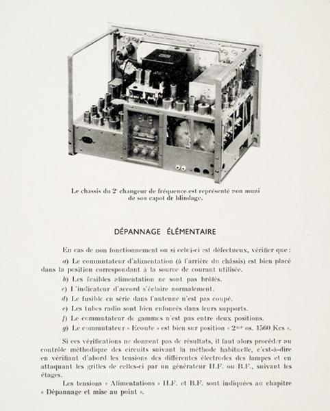 [Vue de trois quarts arrière droit, capot ôté], décennie 1950.