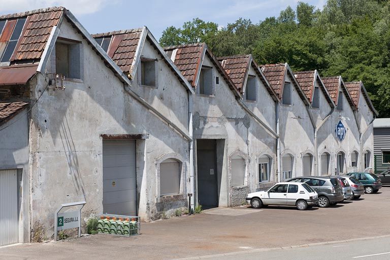 Atelier de fabrication des pompes. Sheds est.