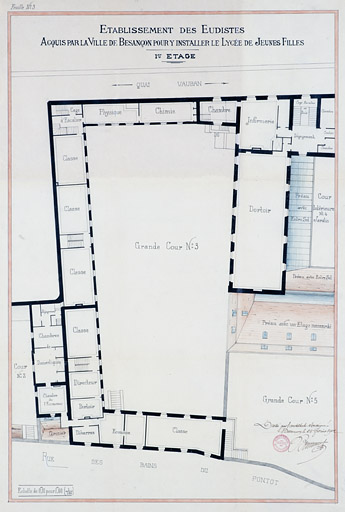 Plan du premier étage de la partie ouest de l'établissement des Eudistes acquis par la ville de Besançon pour y installer le lycée de jeunes filles. Dessin aquarellé, 1902.