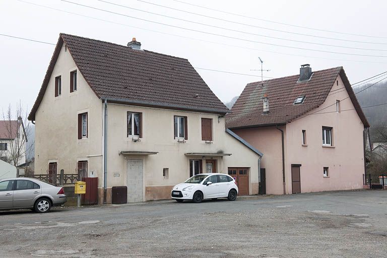 Maisons individuelles rue de la Poste.
