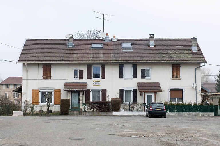 Immeuble à 4 logements. Façade sud.