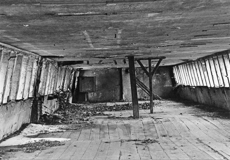 Atelier de fabrication : vue intérieure du premier étage de comble. Photogr., 1978.